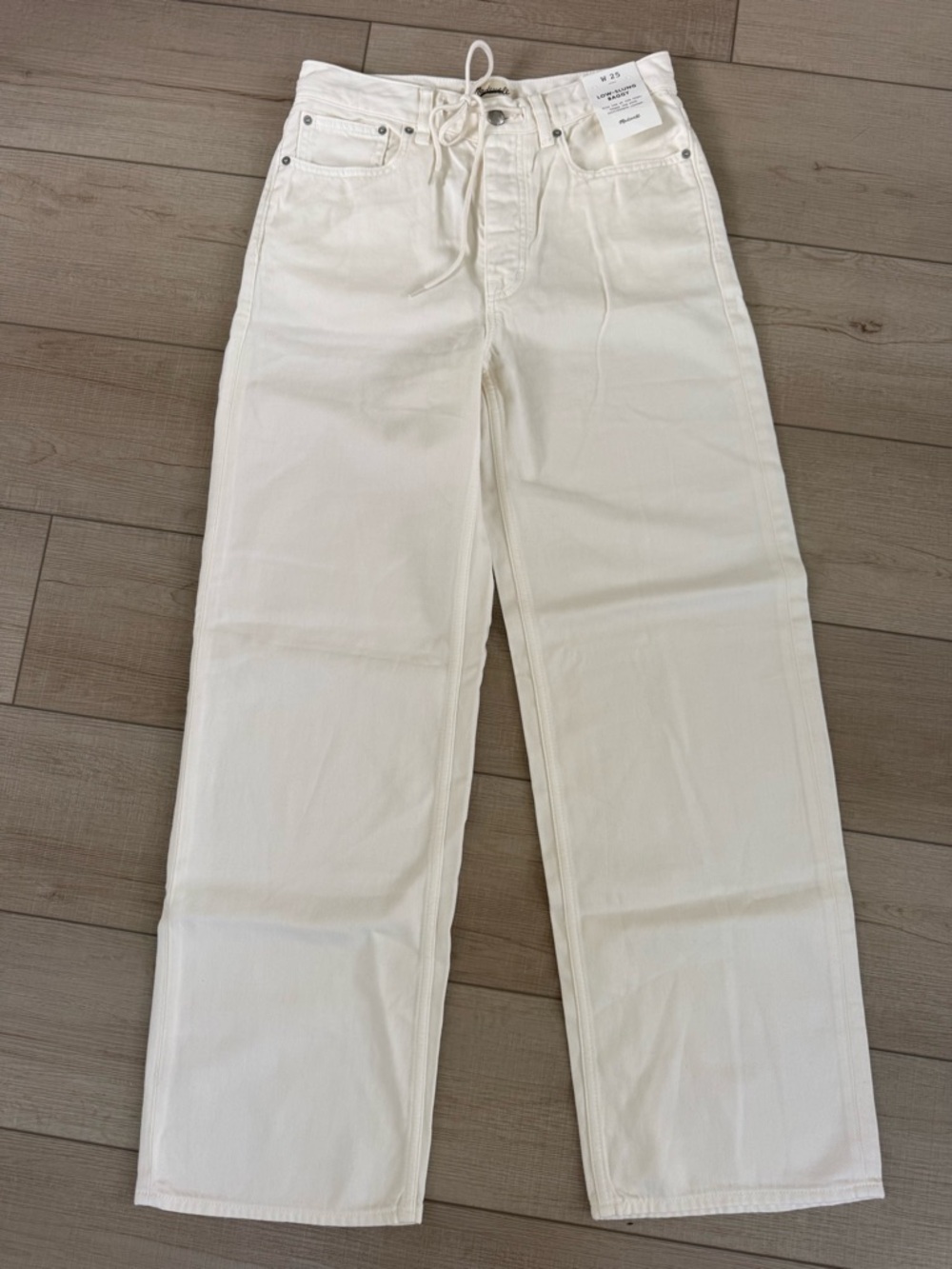 NWT Madewell Low Slung Baggy Jean: Airy Denim Edition in Vintage Canvas Size 25